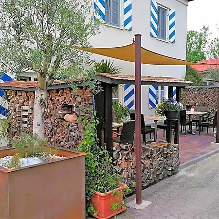 Hotel Roemerkessel Anno 1302 3*